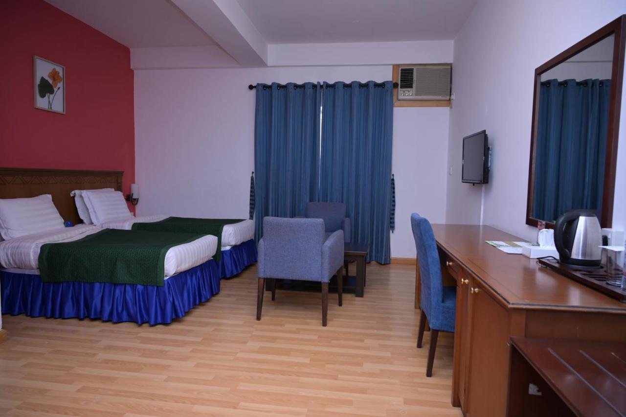 דובאי Manhattan Avenue Hotel מראה חיצוני תמונה